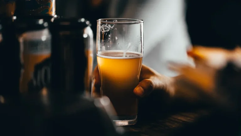 Lithuania Moves to Ban Non-Alcoholic Beer and Wine for Minors: what residents need to know