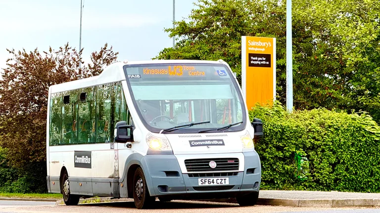 Wellingborough W3 bus route links Kingsway to town