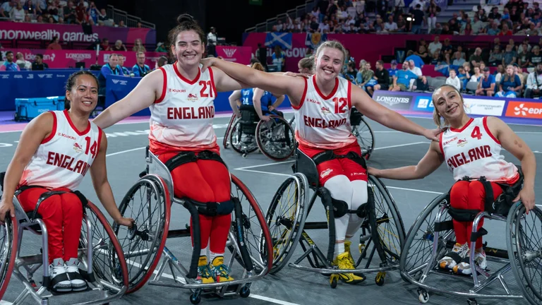 Loughborough athletes land nine Commonwealth medals