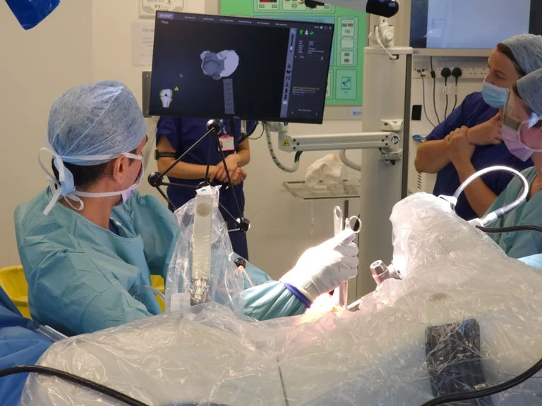 Orpington joint patients gain robotic surgical support