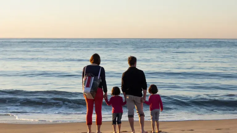 Somerset families can cut August travel costs for children