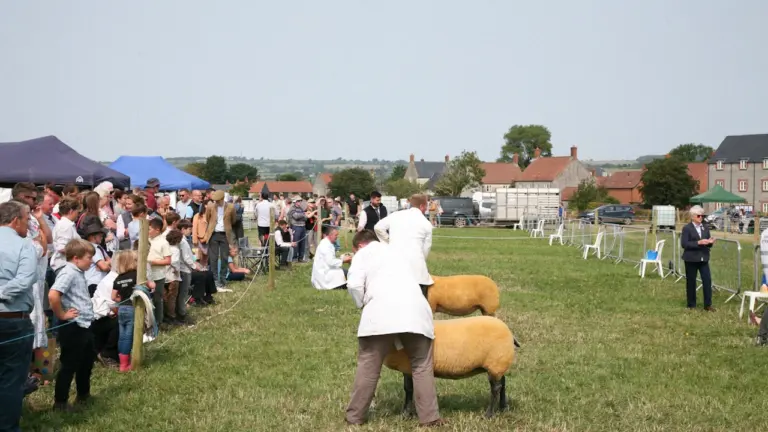 Chatsworth Country Fair: Bakewell dates and 20% saving
