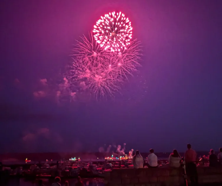 Free fireworks return to Poole and Bournemouth this week