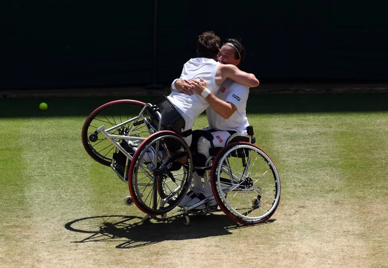 Hewett and Reid rally to seventh Wimbledon title