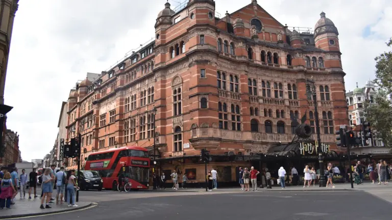 Hidden Histories: Leicester’s £7 walk through lost venues