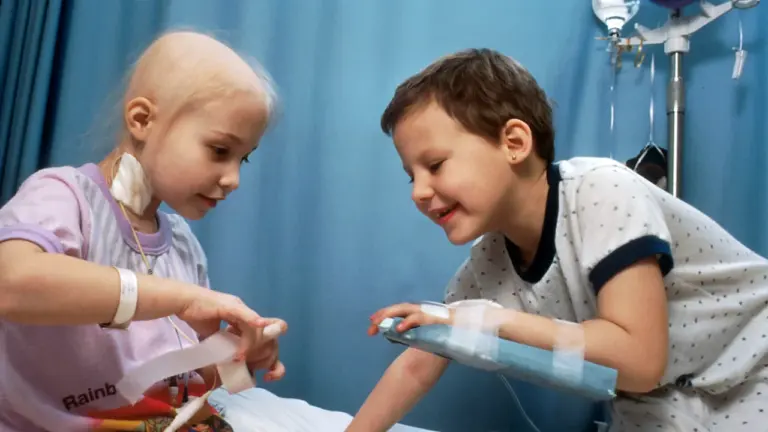 Leeds families now get play support at home for childhood cancer