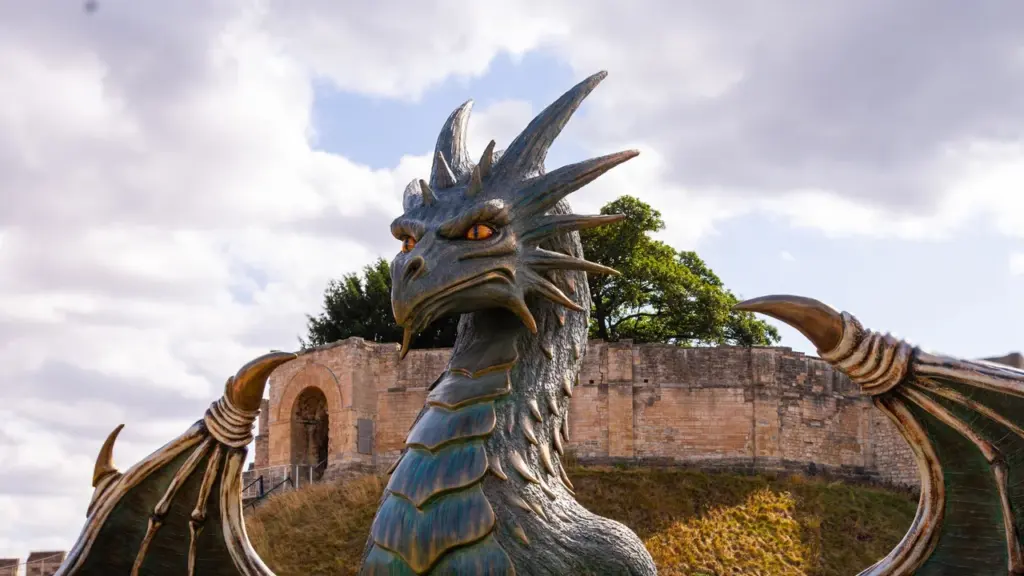 Meet Hastings in Lincoln: five-metre dragon, free entry
