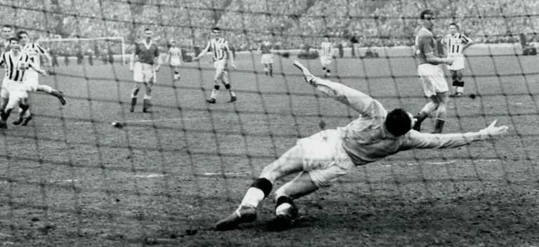 Paisley housing project to name streets after St Mirren legends