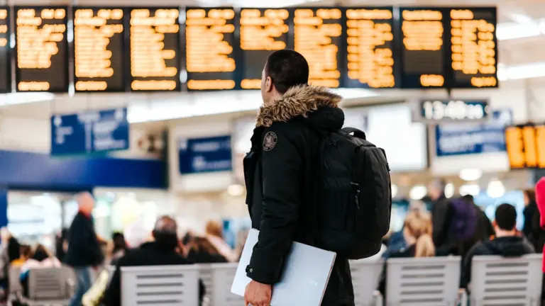 UK airport assistance hits record as ratings rise