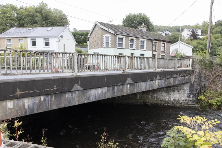 Blackmill bridge meeting sets out what Ogmore Valley drivers can expect